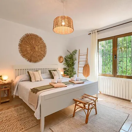 Pastor By Aguilarent Villa Jávea